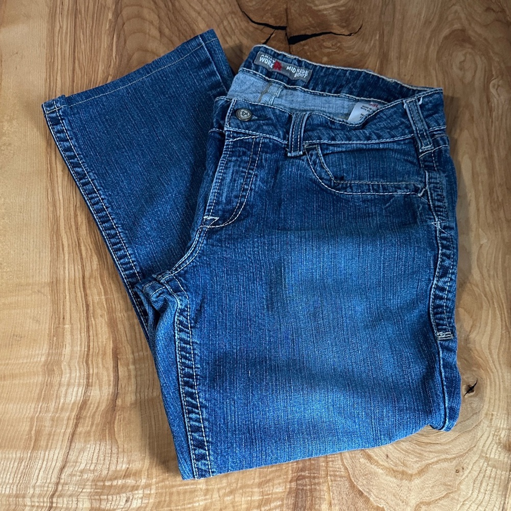Women’s Ariat FR Jeans Mid Rise Boot 33 hemmed.